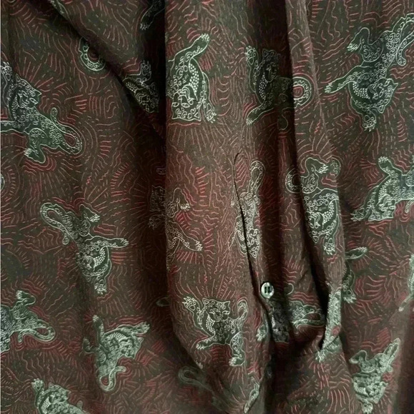 JUST CAVALLI Overprinted Tiger long sleeve button up shirt size 50 - Picture 11 of 11